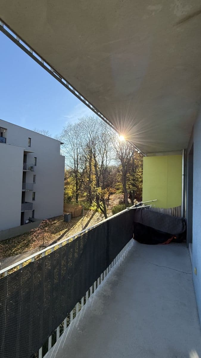 Pronájem bytu 3+kk 74 m², V Hliníkách, Chrudim, Pardubický kraj Pronájem bytu 3+kk 74 m², V Hliníkách, Chrudim, Pardubický kraj