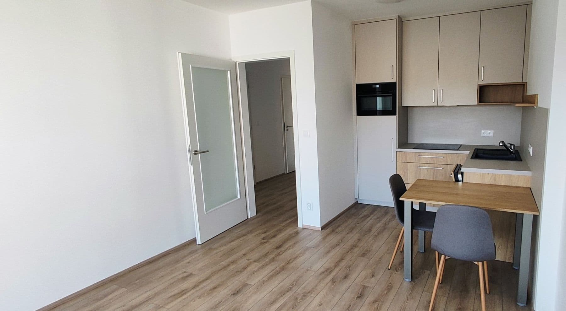 Pronájem bytu 2+kk 48 m², Spolková, Brno, Jihomoravský kraj Pronájem bytu 2+kk 48 m², Spolková, Brno, Jihomoravský kraj
