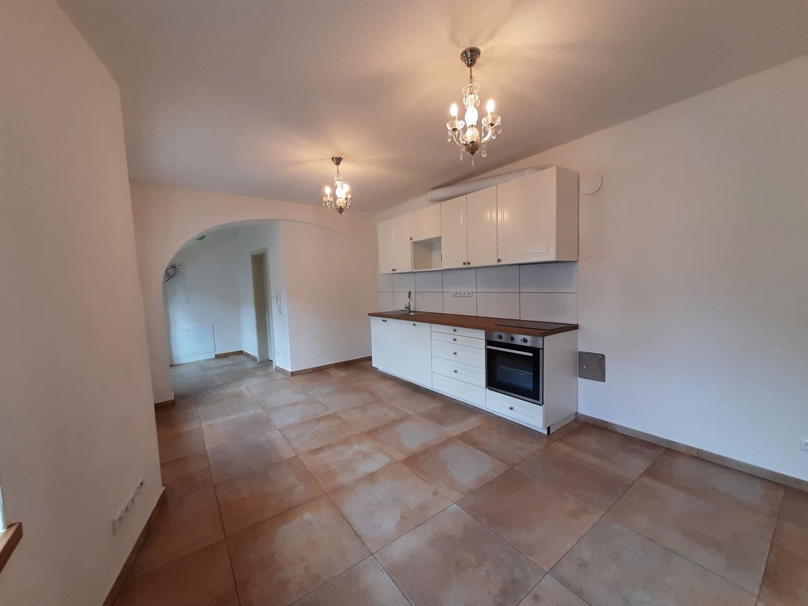 Pronájem bytu 1+1 45 m², Chržínská, Velvary, Středočeský kraj Pronájem bytu 1+1 45 m², Chržínská, Velvary, Středočeský kraj