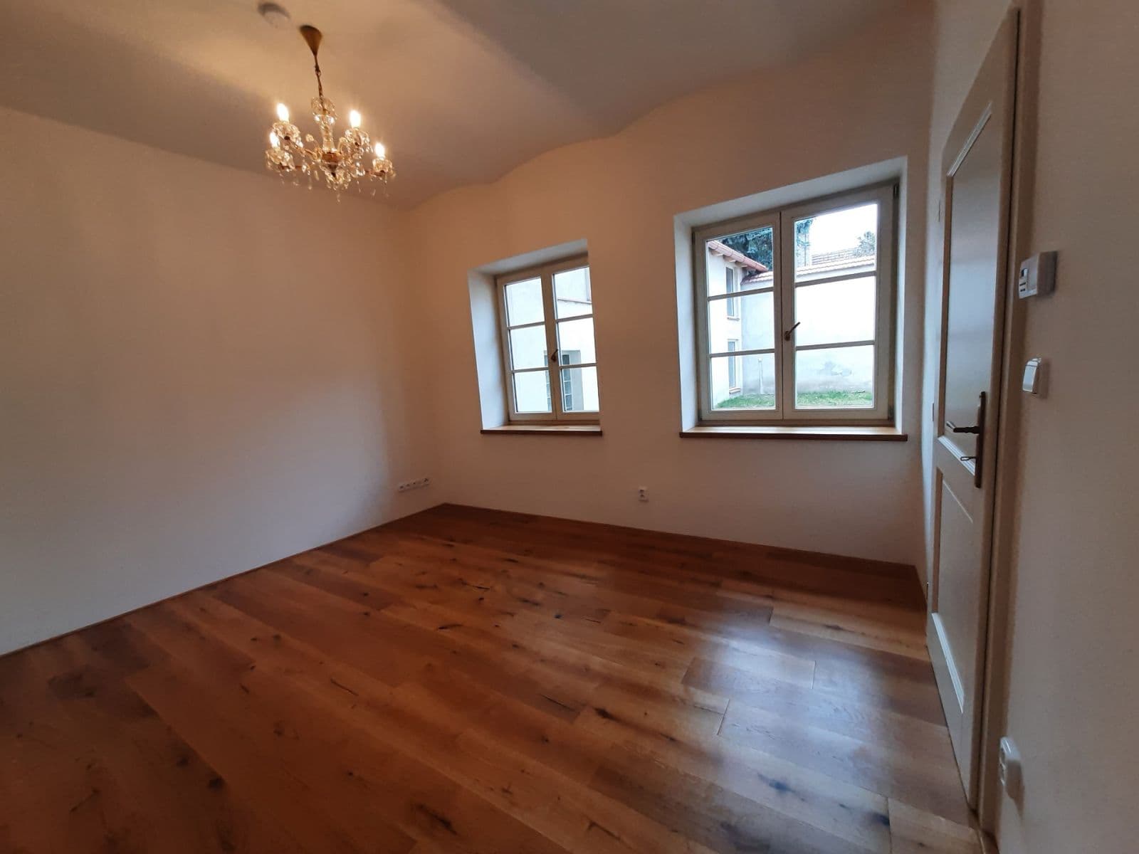 Pronájem bytu 1+1 45 m², Chržínská, Velvary, Středočeský kraj Pronájem bytu 1+1 45 m², Chržínská, Velvary, Středočeský kraj