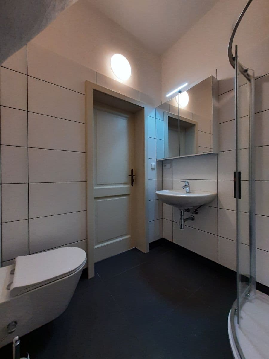Pronájem bytu 1+1 51 m², Chržínská, Velvary, Středočeský kraj Pronájem bytu 1+1 51 m², Chržínská, Velvary, Středočeský kraj