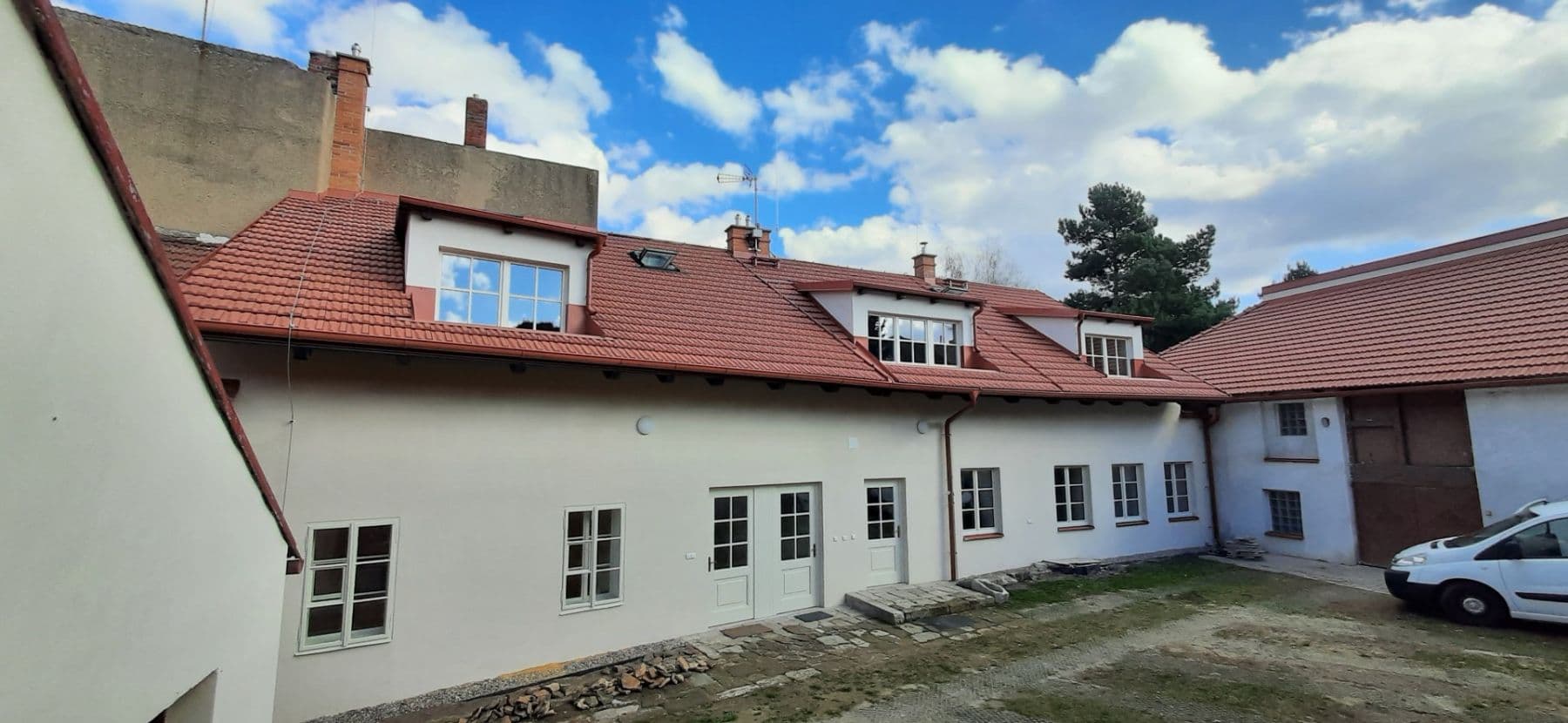 Pronájem bytu 2+1 83 m², Chržínská, Velvary, Středočeský kraj Pronájem bytu 2+1 83 m², Chržínská, Velvary, Středočeský kraj