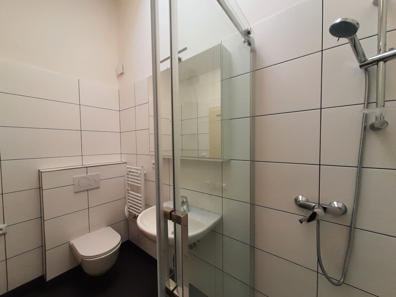 Pronájem bytu 2+1 83 m², Chržínská, Velvary, Středočeský kraj Pronájem bytu 2+1 83 m², Chržínská, Velvary, Středočeský kraj