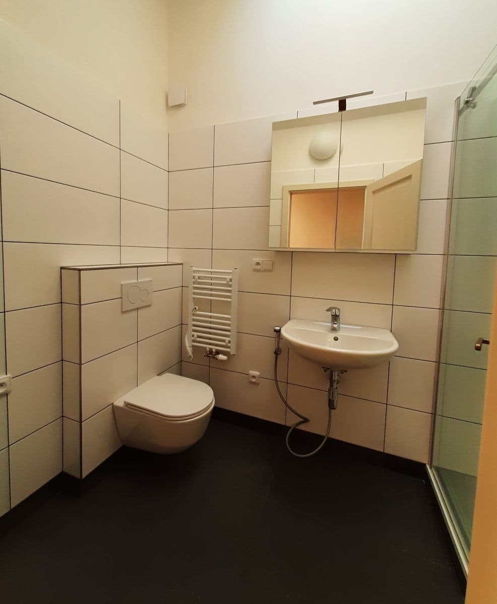 Pronájem bytu 2+1 83 m², Chržínská, Velvary, Středočeský kraj Pronájem bytu 2+1 83 m², Chržínská, Velvary, Středočeský kraj