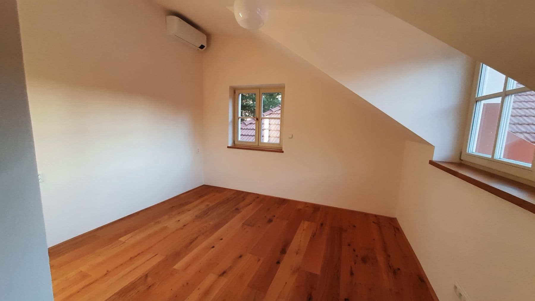 Pronájem bytu 2+1 83 m², Chržínská, Velvary, Středočeský kraj Pronájem bytu 2+1 83 m², Chržínská, Velvary, Středočeský kraj