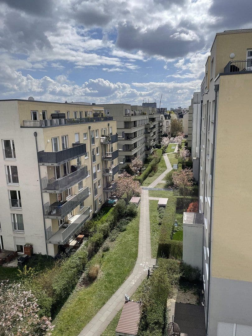 Prodej bytu 3+1 92 m², Niedernhausener Strasse 33, Frankfurt am Main, Hessen Prodej bytu 3+1 92 m², Niedernhausener Strasse 33, Frankfurt am Main, Hessen