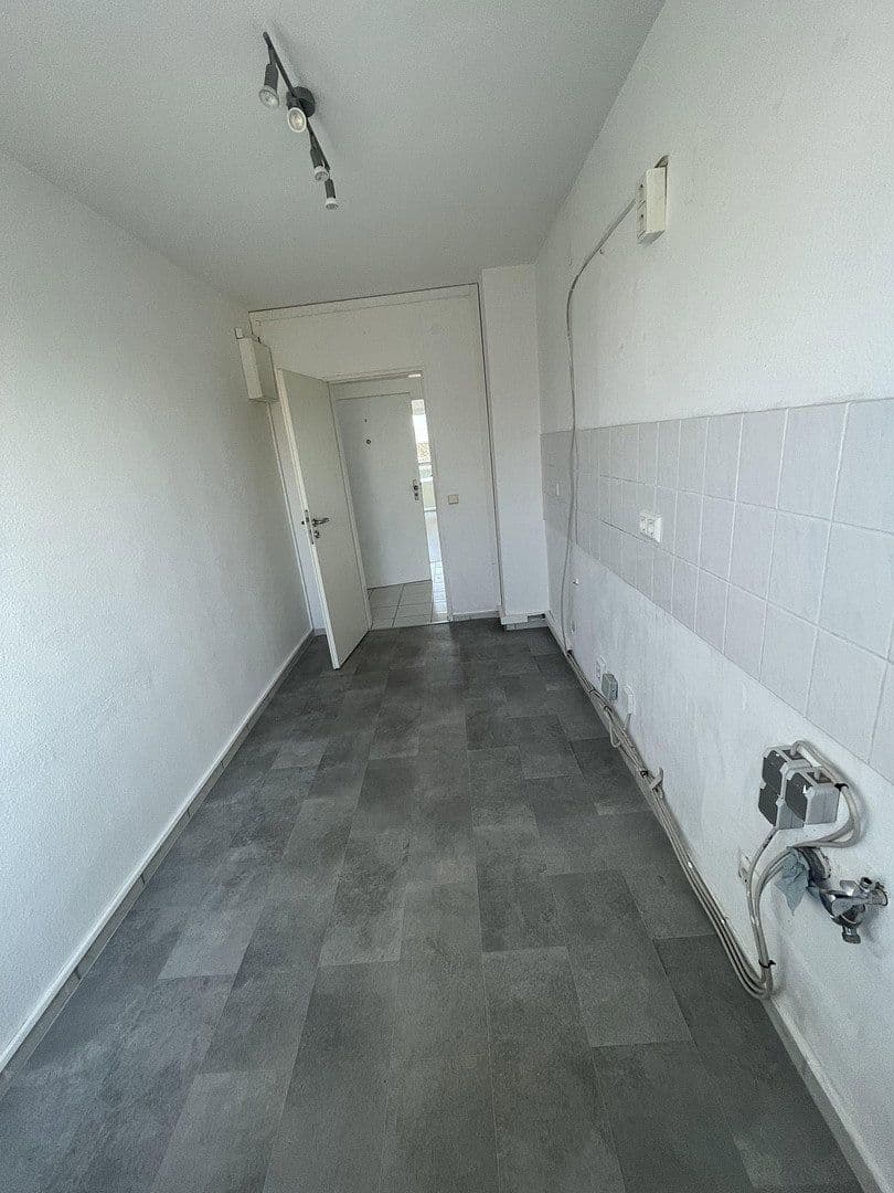 Pronájem bytu 3+1 72 m², Hohenstaufenring 5, Worms, Porýní-Falc Pronájem bytu 3+1 72 m², Hohenstaufenring 5, Worms, Porýní-Falc