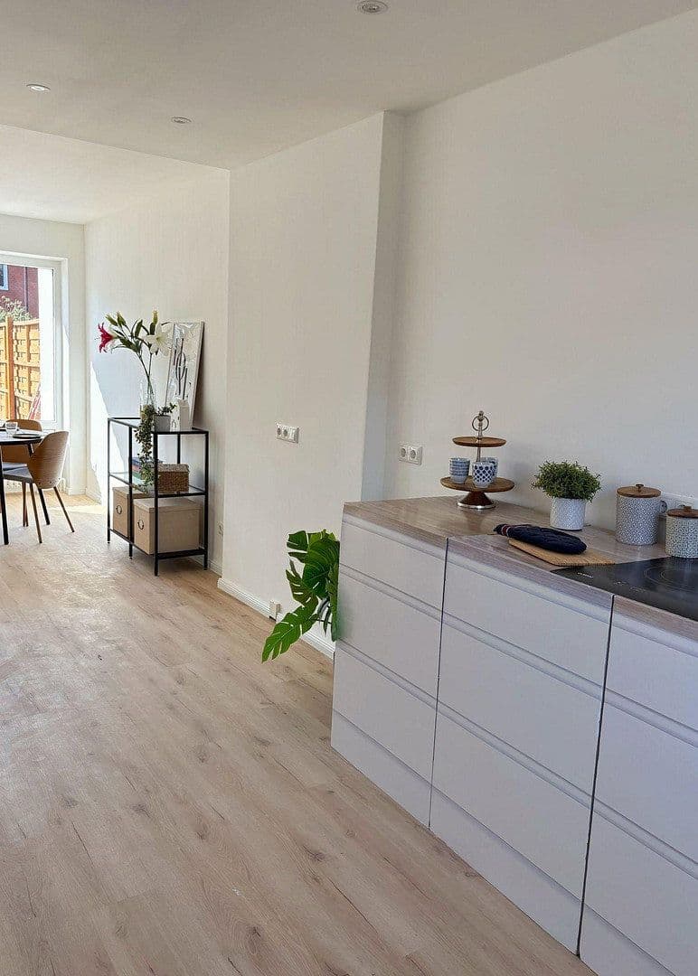 Prodej domu 120 m², pozemek 384 m², Lüneburg, Dolní Sasko Prodej domu 120 m², pozemek 384 m², Lüneburg, Dolní Sasko