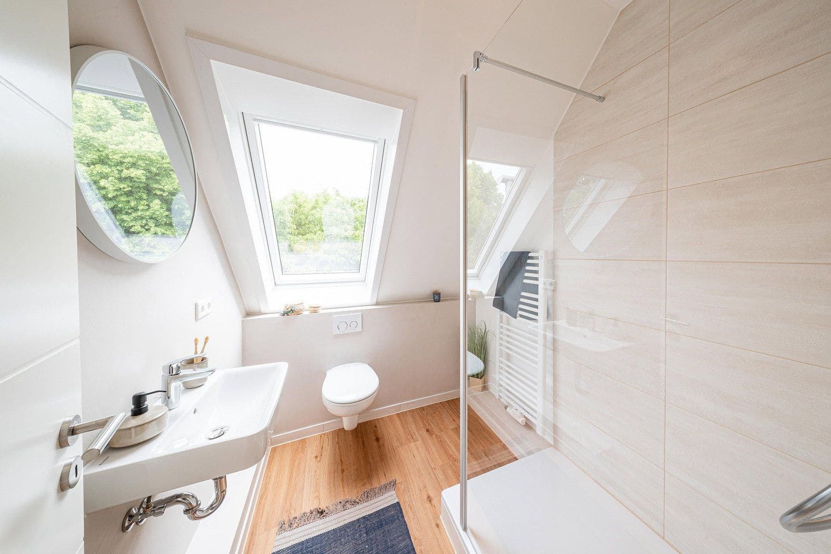 Prodej bytu 3+1 76 m², Meiendorfer Straße 12a, Hamburg, Hamburg Prodej bytu 3+1 76 m², Meiendorfer Straße 12a, Hamburg, Hamburg