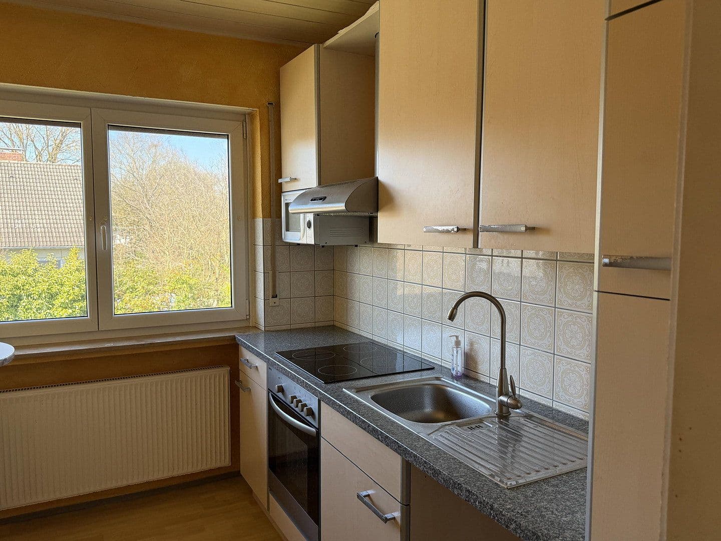 Prodej domu 228 m², pozemek 1.007 m², Uehlfeld, Bavorsko Prodej domu 228 m², pozemek 1.007 m², Uehlfeld, Bavorsko
