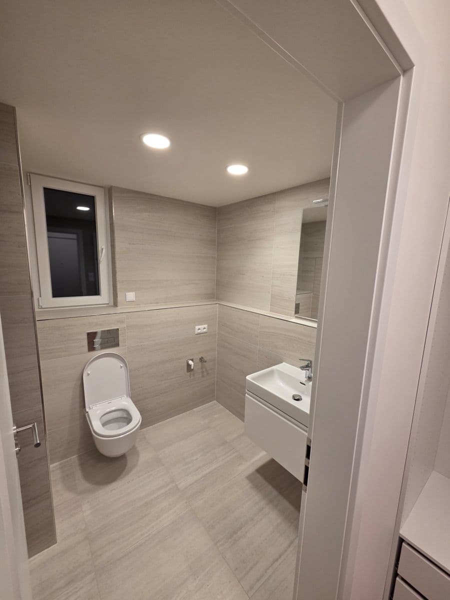 Pronájem bytu 1+kk 33 m², Poděbradská, Praha, Praha Pronájem bytu 1+kk 33 m², Poděbradská, Praha, Praha