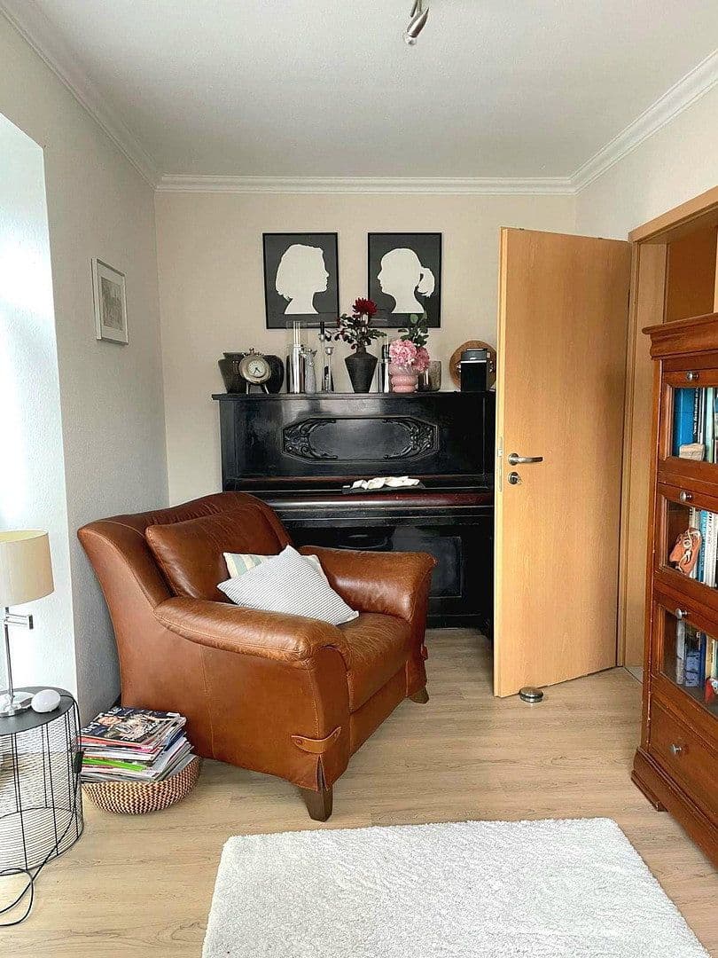 Prodej domu 147 m², pozemek 250 m², Kiel, Šlesvicko-Holštýnsko Prodej domu 147 m², pozemek 250 m², Kiel, Šlesvicko-Holštýnsko