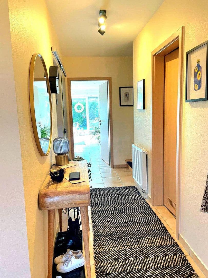 Prodej domu 147 m², pozemek 250 m², Kiel, Šlesvicko-Holštýnsko Prodej domu 147 m², pozemek 250 m², Kiel, Šlesvicko-Holštýnsko