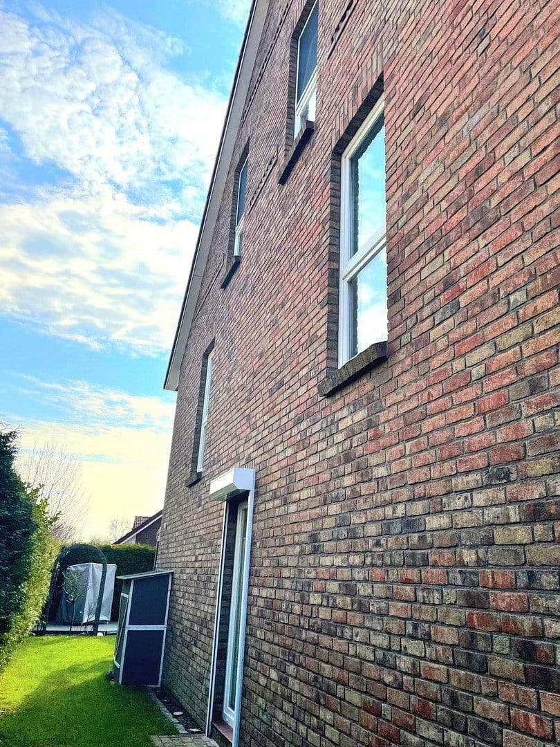 Prodej domu 147 m², pozemek 250 m², Kiel, Šlesvicko-Holštýnsko Prodej domu 147 m², pozemek 250 m², Kiel, Šlesvicko-Holštýnsko