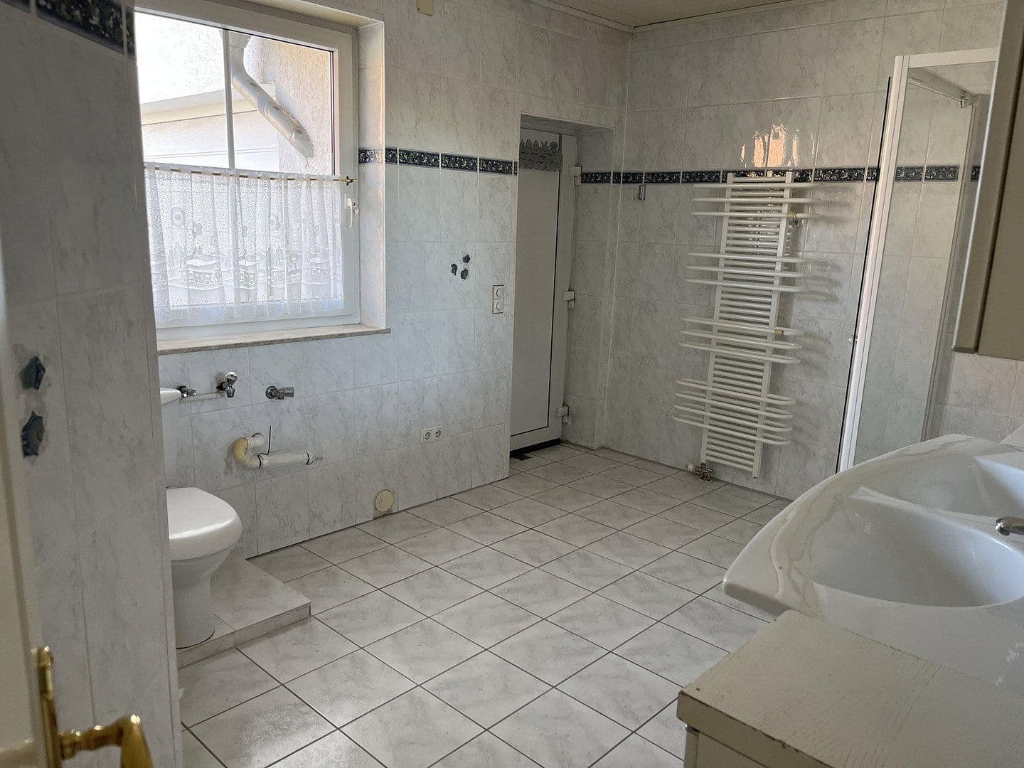 Prodej domu 210 m², pozemek 1.200 m², Frellstedt, Dolní Sasko Prodej domu 210 m², pozemek 1.200 m², Frellstedt, Dolní Sasko