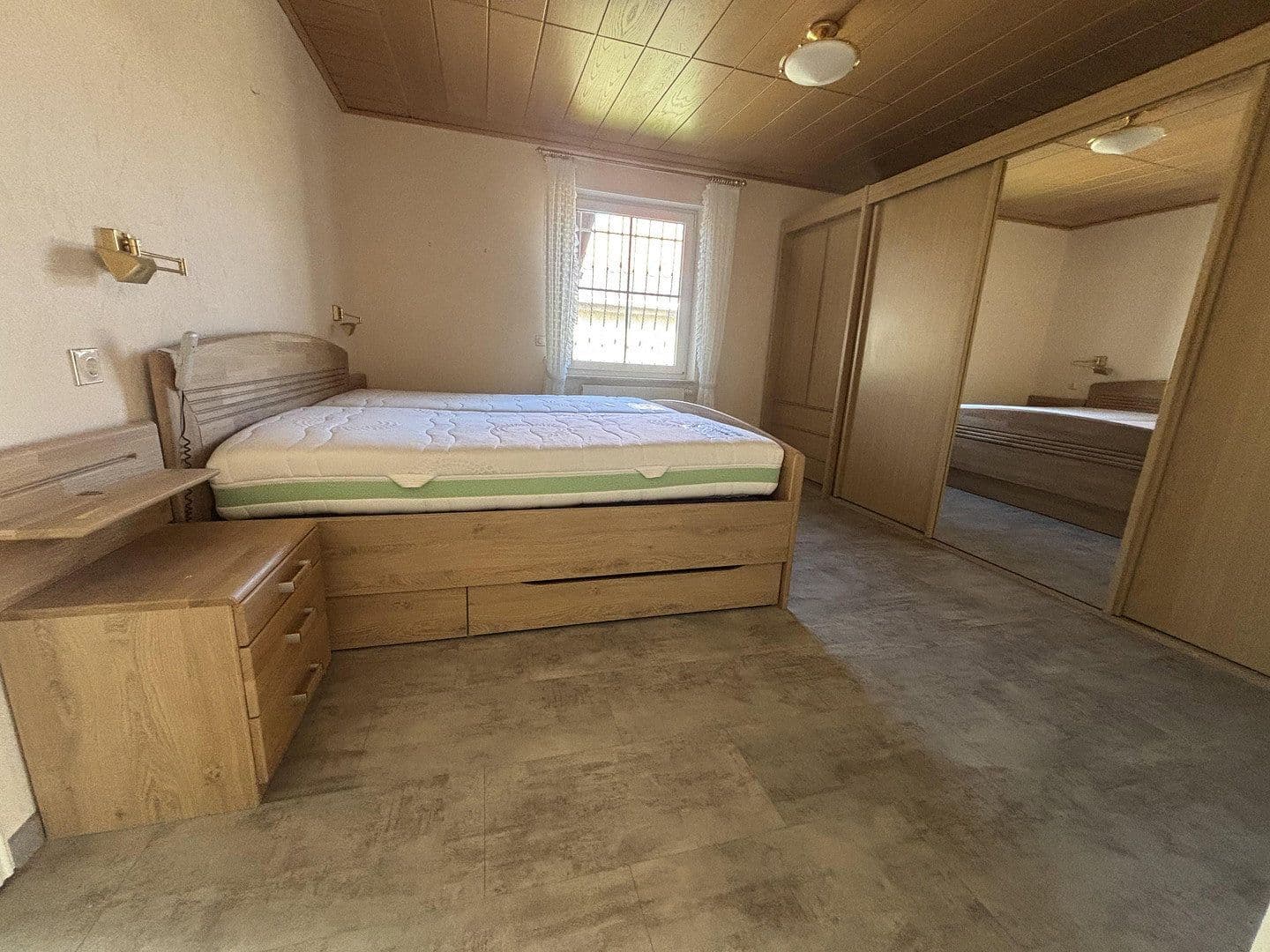 Prodej domu 210 m², pozemek 1.200 m², Frellstedt, Dolní Sasko Prodej domu 210 m², pozemek 1.200 m², Frellstedt, Dolní Sasko