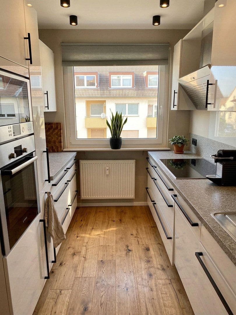 Pronájem bytu 2+1 60 m², Frankfurt-Zeilsheim, Hessen Pronájem bytu 2+1 60 m², Frankfurt-Zeilsheim, Hessen