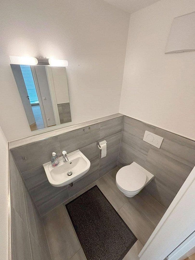 Prodej bytu 3+kk 95 m², Baden-Baden, Bádensko-Württembersko Prodej bytu 3+kk 95 m², Baden-Baden, Bádensko-Württembersko