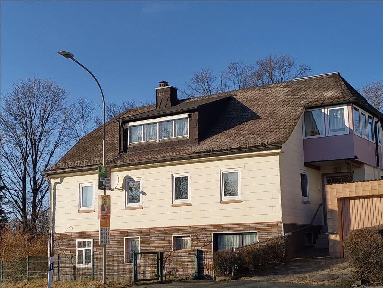 Prodej domu 111 m², pozemek 1.842 m², Selbitz, Bavorsko Prodej domu 111 m², pozemek 1.842 m², Selbitz, Bavorsko