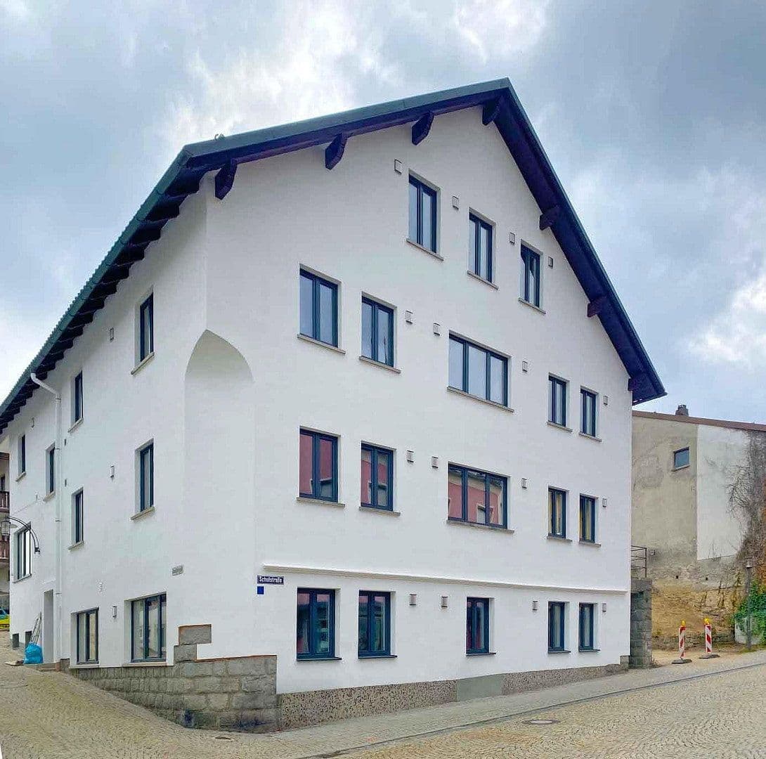Pronájem bytu 3+1 142 m², Schulstraße 1, Ruhmannsfelden, Bavorsko Pronájem bytu 3+1 142 m², Schulstraße 1, Ruhmannsfelden, Bavorsko