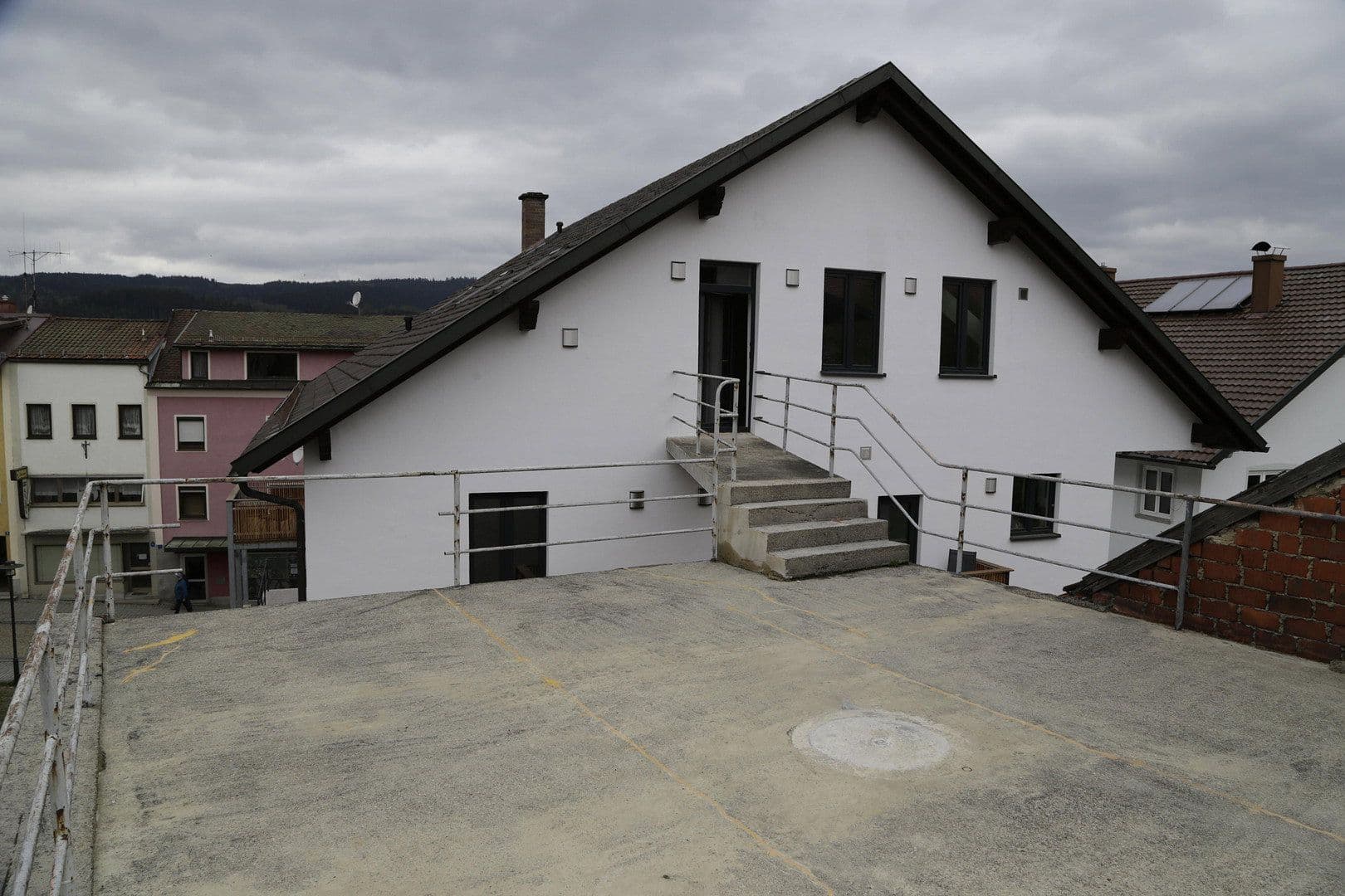 Pronájem bytu 3+1 142 m², Schulstraße 1, Ruhmannsfelden, Bavorsko Pronájem bytu 3+1 142 m², Schulstraße 1, Ruhmannsfelden, Bavorsko