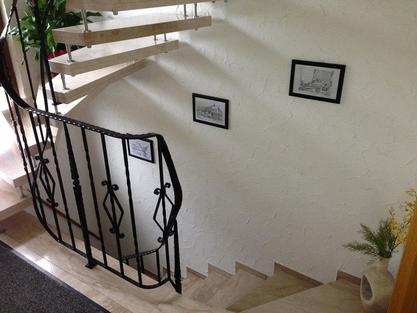 Prodej bytu 2+1 76 m², Metzinger Straße, Dettingen an der Erms, Bádensko-Württembersko Prodej bytu 2+1 76 m², Metzinger Straße, Dettingen an der Erms, Bádensko-Württembersko