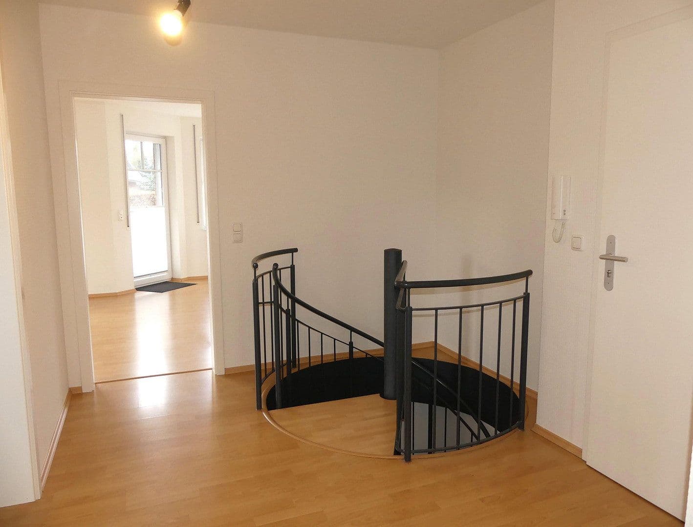 Prodej bytu 4+1 104 m², Hamburg, Hamburg Prodej bytu 4+1 104 m², Hamburg, Hamburg