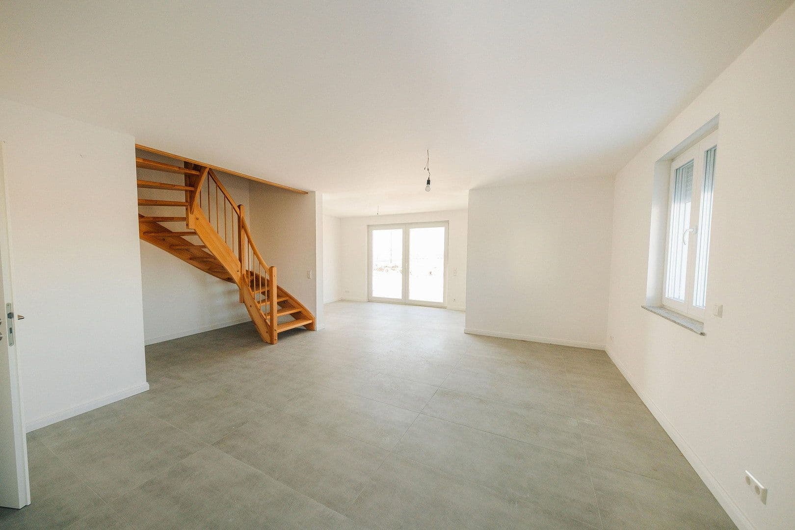Pronájem domu 135 m², pozemek 275 m², Zum Wiesengraben 27, Jesewitz, Sasko Pronájem domu 135 m², pozemek 275 m², Zum Wiesengraben 27, Jesewitz, Sasko