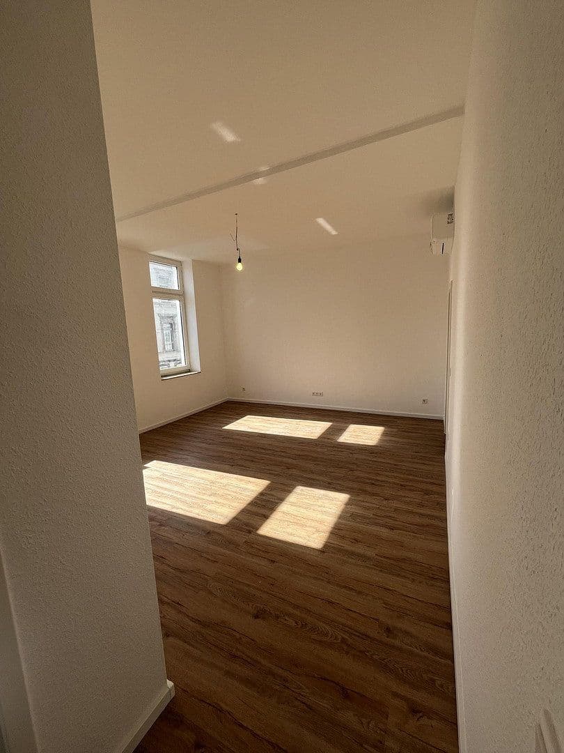 Pronájem bytu 2+kk 50 m², Krefeld, Severní Porýní-Vestfálsko Pronájem bytu 2+kk 50 m², Krefeld, Severní Porýní-Vestfálsko