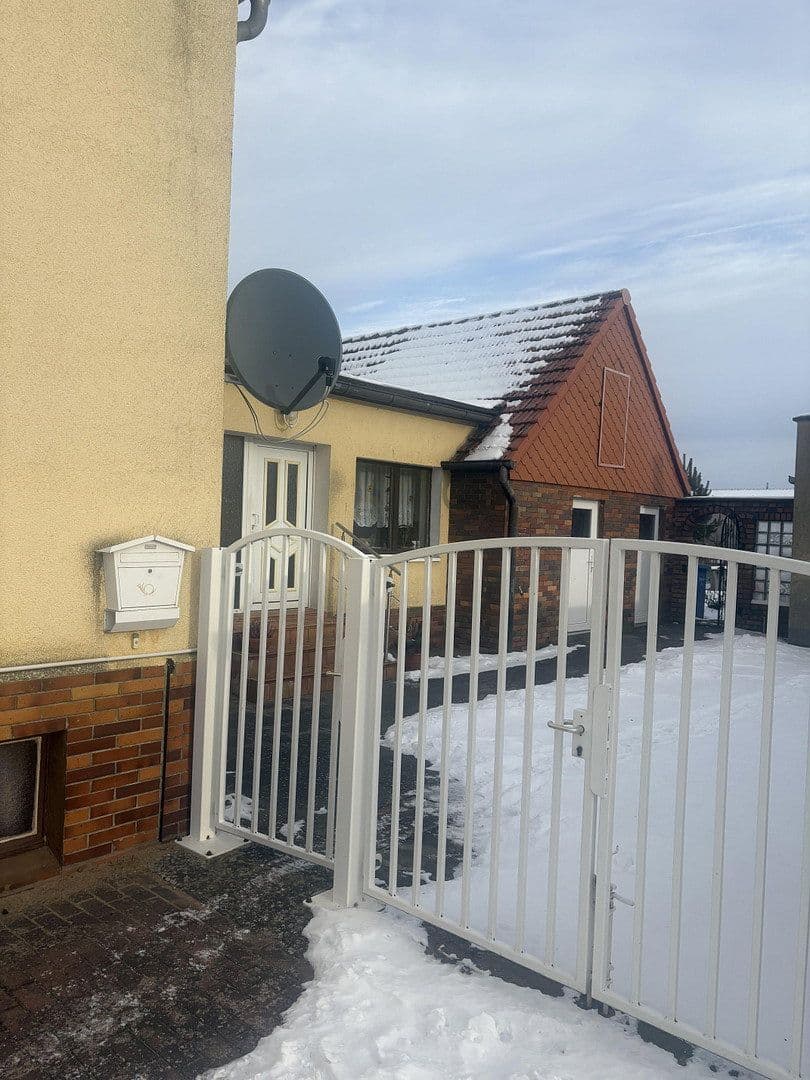 Prodej domu 85 m², pozemek 580 m², Clara-Zetkin-Straße 13, Tribsees, Mecklenburg-Vorpommern Prodej domu 85 m², pozemek 580 m², Clara-Zetkin-Straße 13, Tribsees, Mecklenburg-Vorpommern