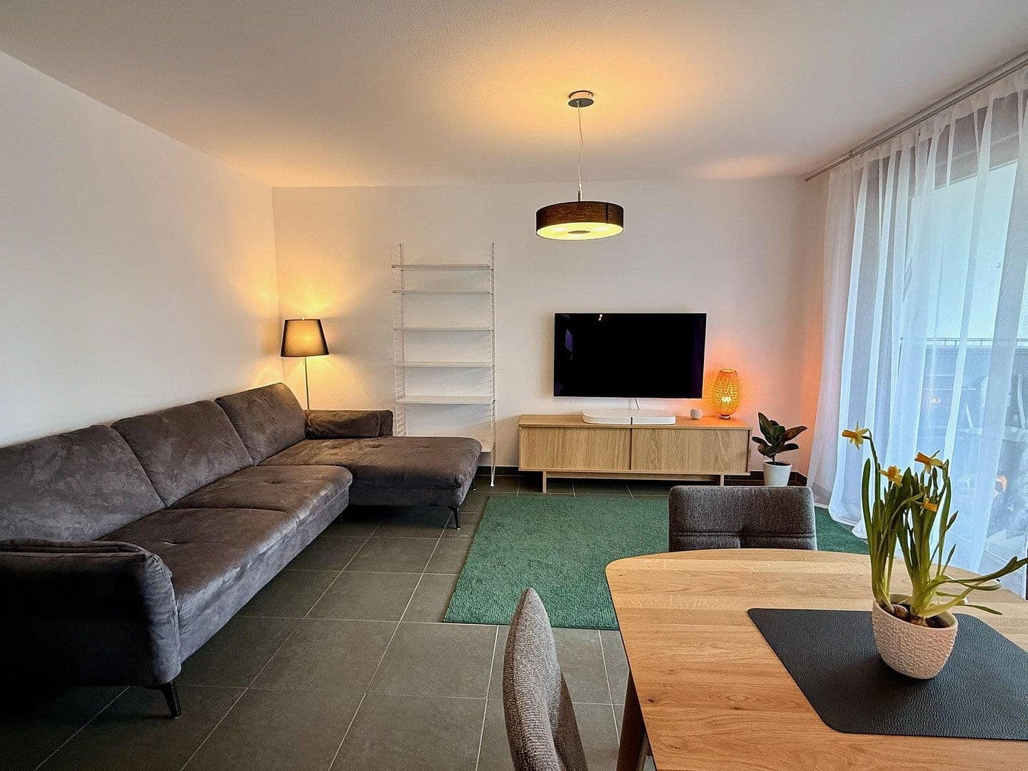Pronájem bytu 3+kk 85 m², Stuttgart, Bádensko-Württembersko Pronájem bytu 3+kk 85 m², Stuttgart, Bádensko-Württembersko