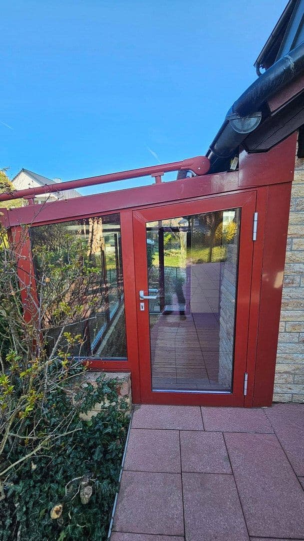 Prodej domu 129 m², pozemek 585 m², Fasanenweg 7, Pyrbaum, Bavorsko Prodej domu 129 m², pozemek 585 m², Fasanenweg 7, Pyrbaum, Bavorsko