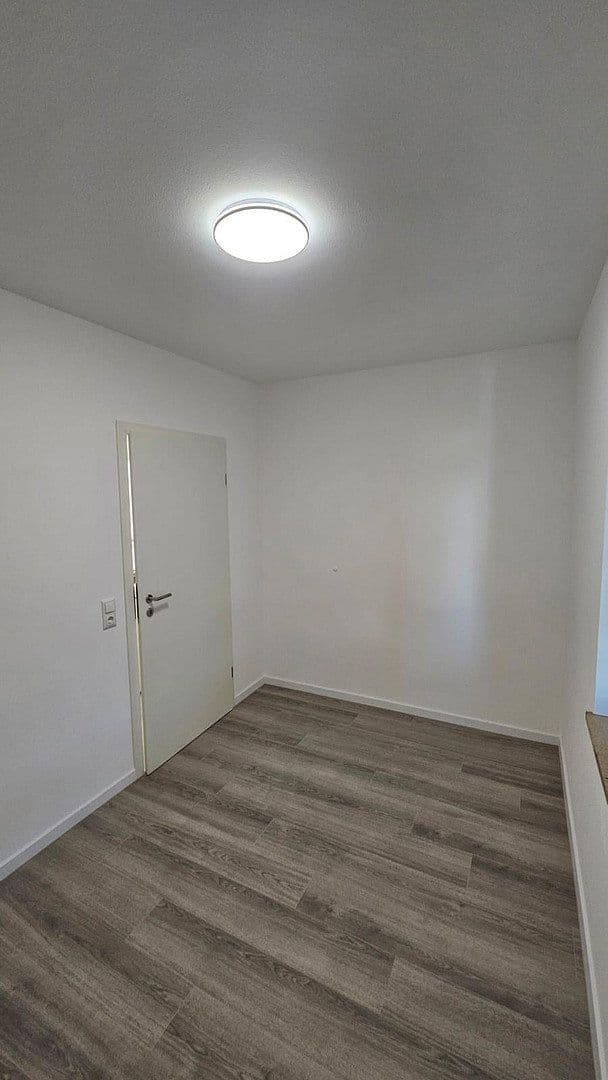 Prodej domu 129 m², pozemek 585 m², Fasanenweg 7, Pyrbaum, Bavorsko Prodej domu 129 m², pozemek 585 m², Fasanenweg 7, Pyrbaum, Bavorsko