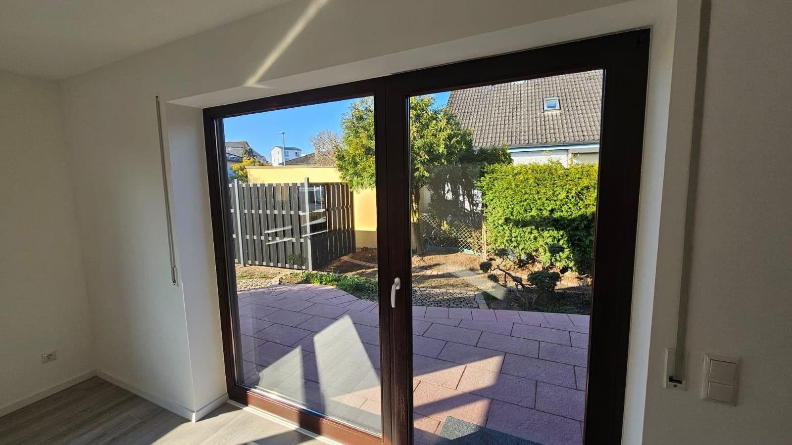 Prodej domu 129 m², pozemek 585 m², Fasanenweg 7, Pyrbaum, Bavorsko Prodej domu 129 m², pozemek 585 m², Fasanenweg 7, Pyrbaum, Bavorsko