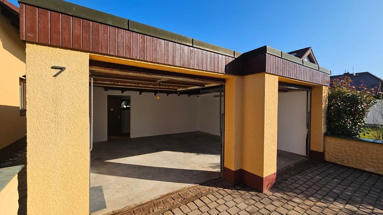 Prodej domu 129 m², pozemek 585 m², Fasanenweg 7, Pyrbaum, Bavorsko Prodej domu 129 m², pozemek 585 m², Fasanenweg 7, Pyrbaum, Bavorsko