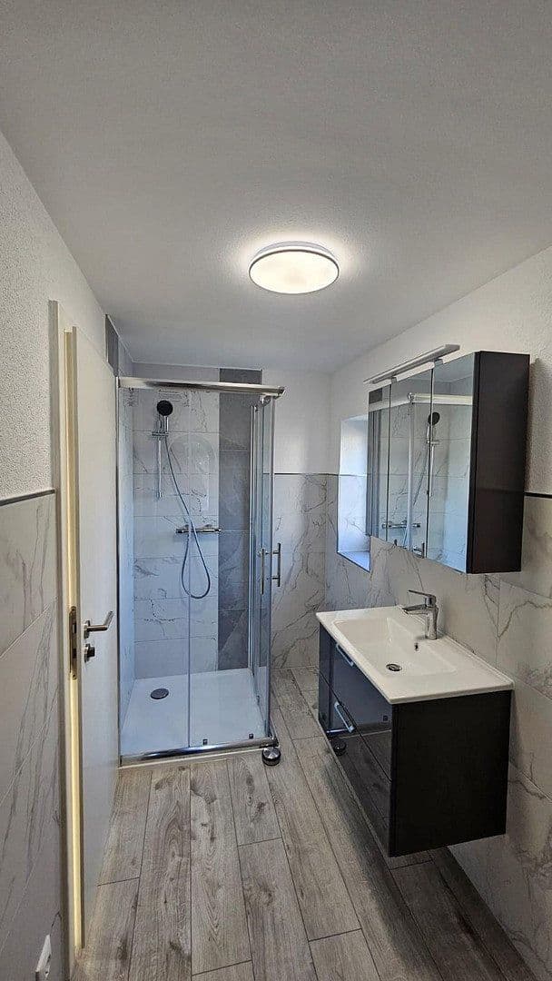 Prodej domu 129 m², pozemek 585 m², Fasanenweg 7, Pyrbaum, Bavorsko Prodej domu 129 m², pozemek 585 m², Fasanenweg 7, Pyrbaum, Bavorsko