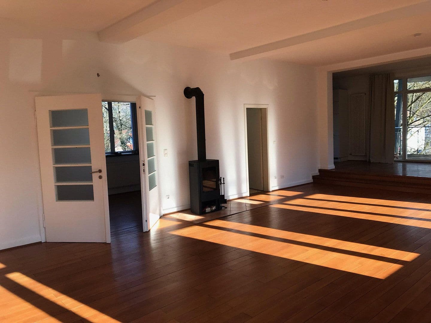 Pronájem bytu 2+1 100 m², Hohenstein, Hessen Pronájem bytu 2+1 100 m², Hohenstein, Hessen