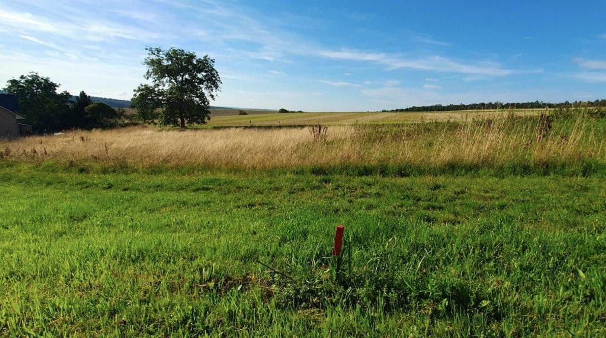 Prodej pozemku 789 m², Brunnenstraße 13, Weidenbach, Porýní-Falc Prodej pozemku 789 m², Brunnenstraße 13, Weidenbach, Porýní-Falc