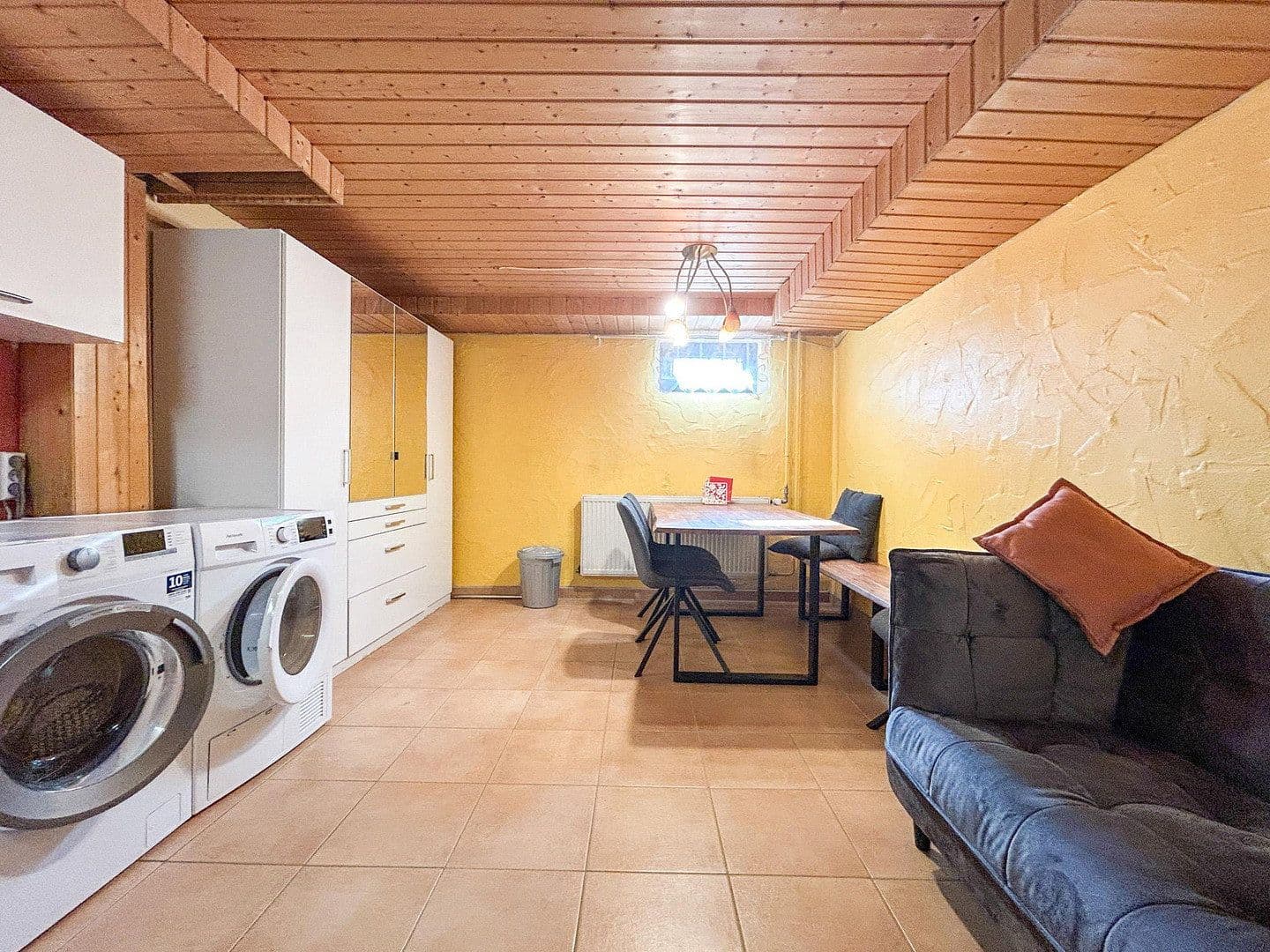 Prodej domu 210 m², Schwarzenbruck, Bavorsko Prodej domu 210 m², Schwarzenbruck, Bavorsko