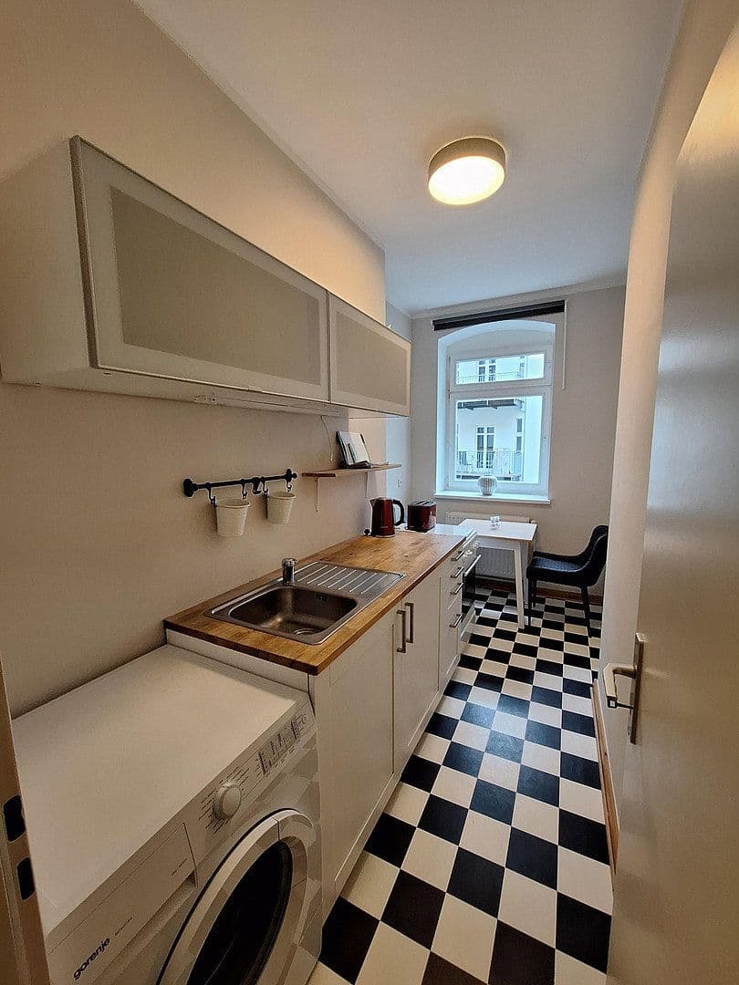 Pronájem bytu 1+1 36 m², Berlin, Berlín Pronájem bytu 1+1 36 m², Berlin, Berlín