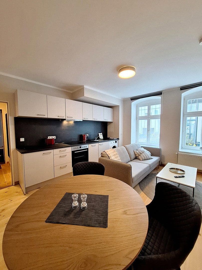 Pronájem bytu 1+1 36 m², Berlin, Berlín Pronájem bytu 1+1 36 m², Berlin, Berlín