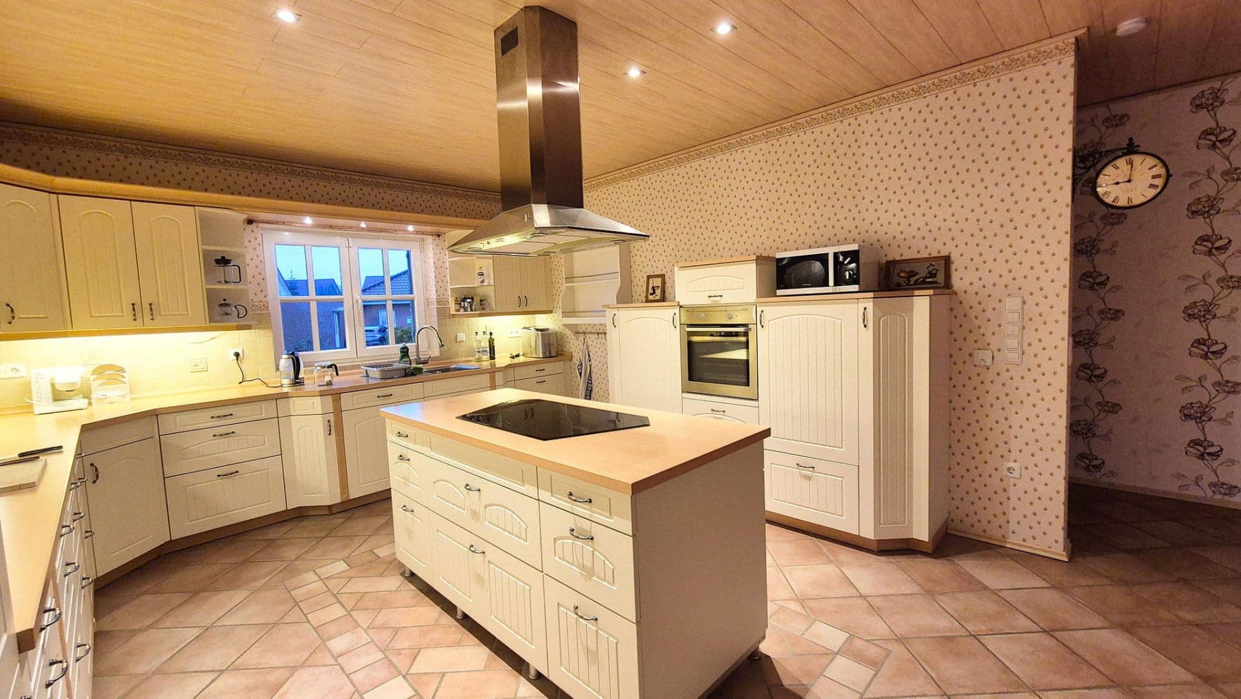 Pronájem domu 180 m², pozemek 865 m², Wolfsburg (Kästorf), Dolní Sasko Pronájem domu 180 m², pozemek 865 m², Wolfsburg (Kästorf), Dolní Sasko