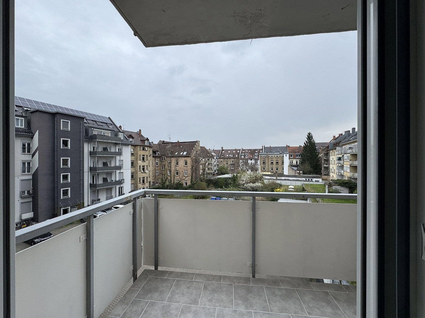 Pronájem bytu 3+1 86 m², Ettlinger Str. 31, Karlsruhe, Bádensko-Württembersko Pronájem bytu 3+1 86 m², Ettlinger Str. 31, Karlsruhe, Bádensko-Württembersko