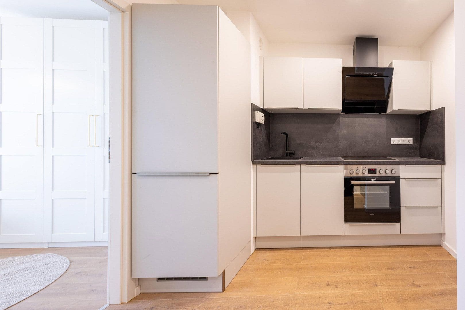 Pronájem bytu 60 m², Freischützstr. 110, München, Bavorsko Pronájem bytu 60 m², Freischützstr. 110, München, Bavorsko