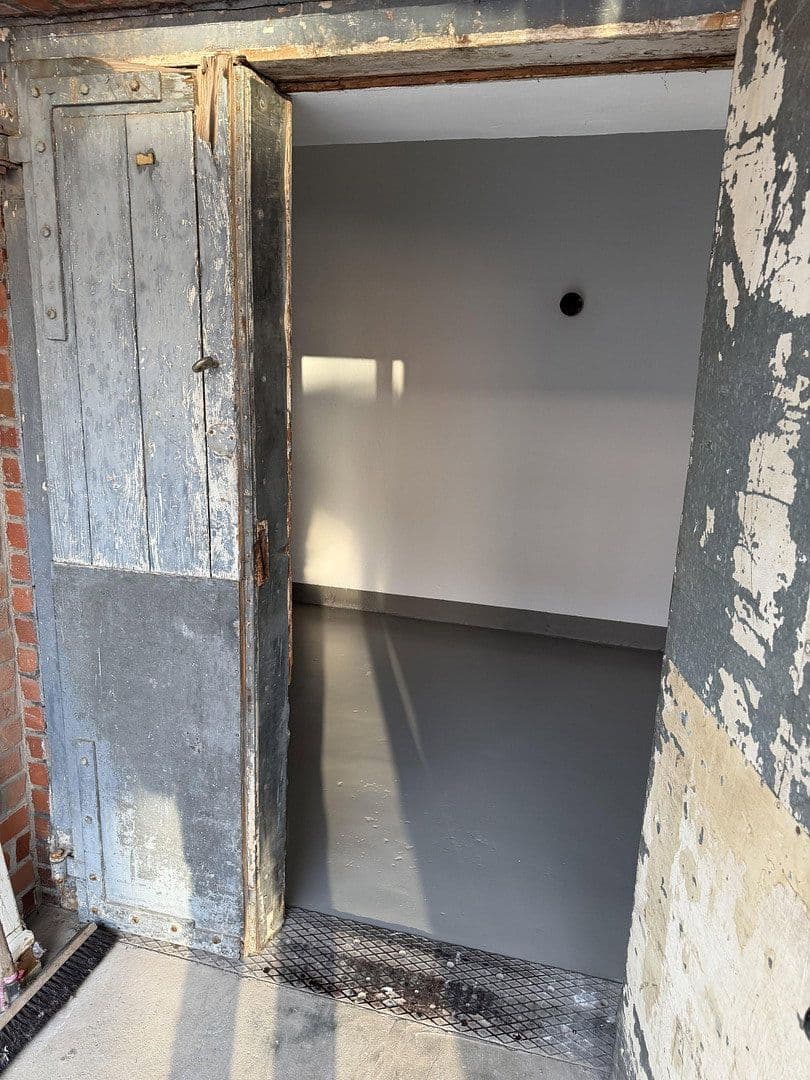 Pronájem nebytového prostoru 90 m², Düsseldorf, Severní Porýní-Vestfálsko Pronájem nebytového prostoru 90 m², Düsseldorf, Severní Porýní-Vestfálsko