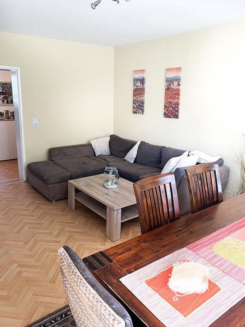 Pronájem bytu 3+1 73 m², Bürgermeister-Diehl-Str. 27, Eisenberg (Pfalz), Porýní-Falc Pronájem bytu 3+1 73 m², Bürgermeister-Diehl-Str. 27, Eisenberg (Pfalz), Porýní-Falc