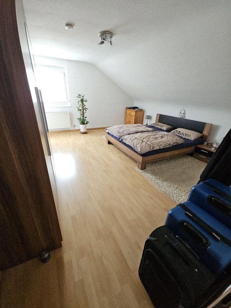 Pronájem bytu 3+1 91 m², Villingen-Schwenningen, Bádensko-Württembersko Pronájem bytu 3+1 91 m², Villingen-Schwenningen, Bádensko-Württembersko