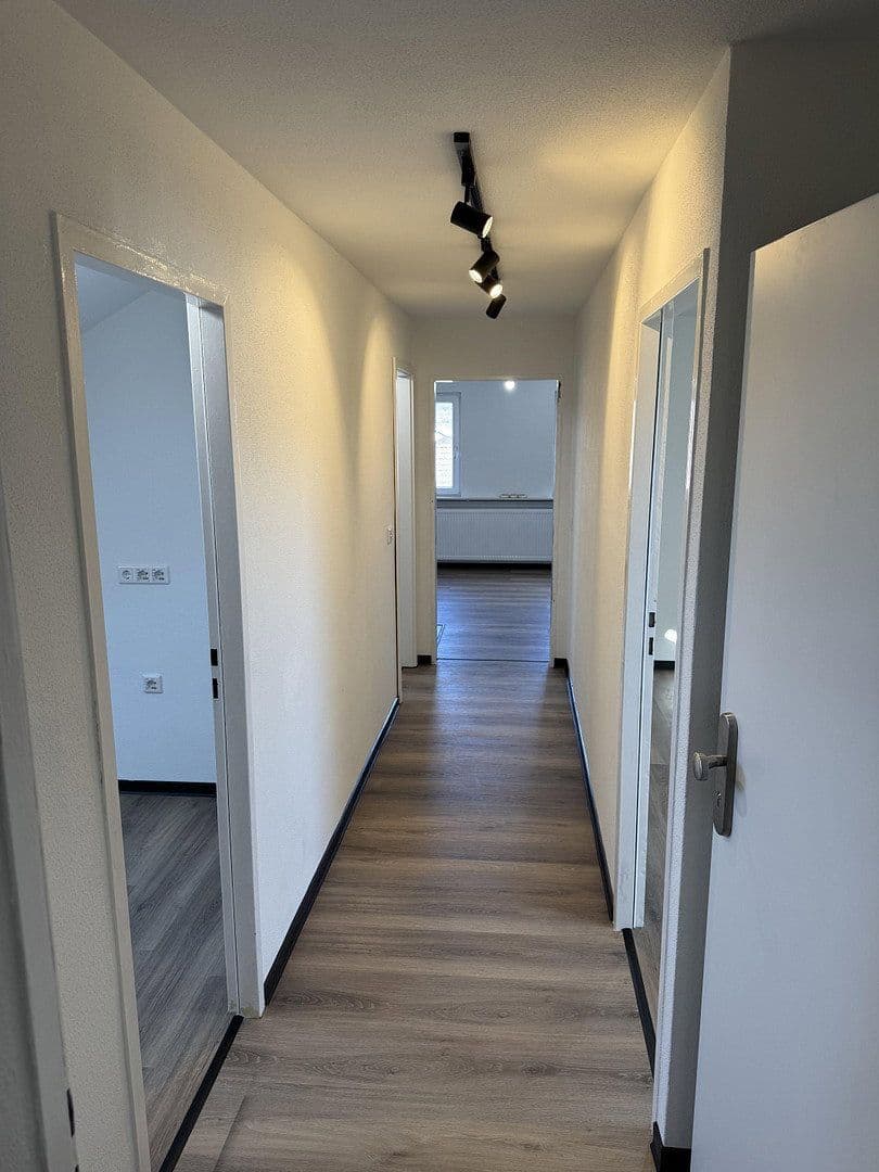 Pronájem bytu 3+1 50 m², Limeshain, Hessen Pronájem bytu 3+1 50 m², Limeshain, Hessen