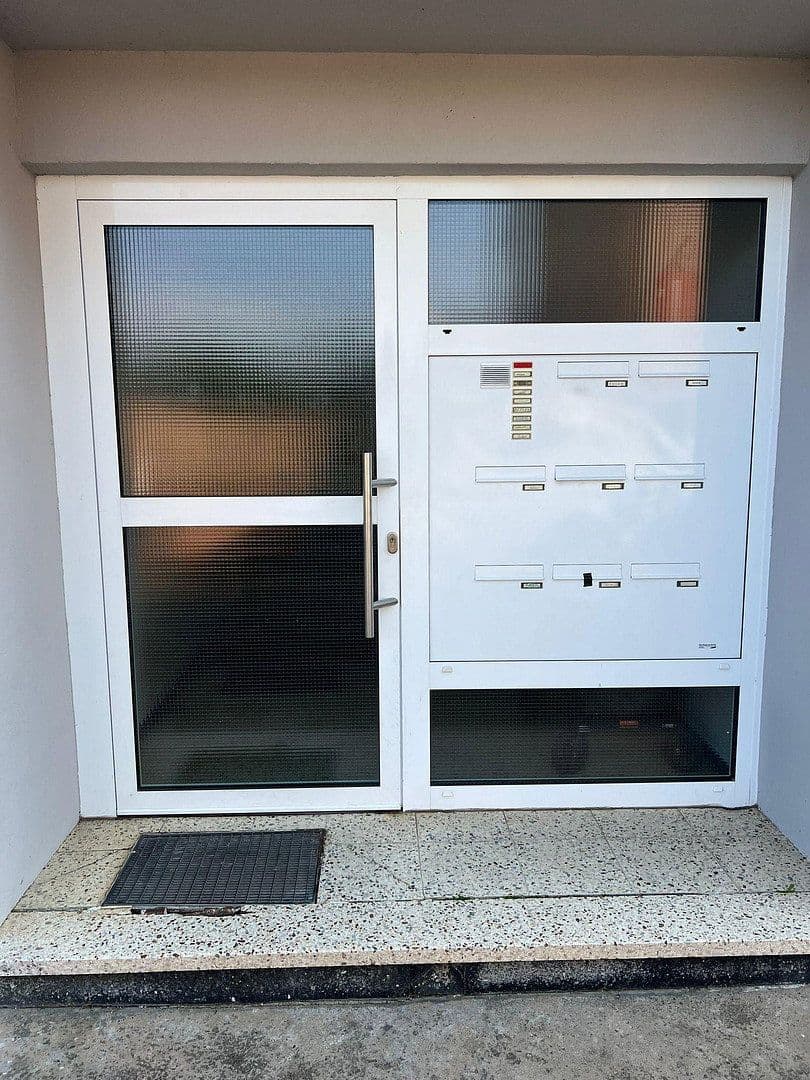 Pronájem bytu 3+1 50 m², Limeshain, Hessen Pronájem bytu 3+1 50 m², Limeshain, Hessen