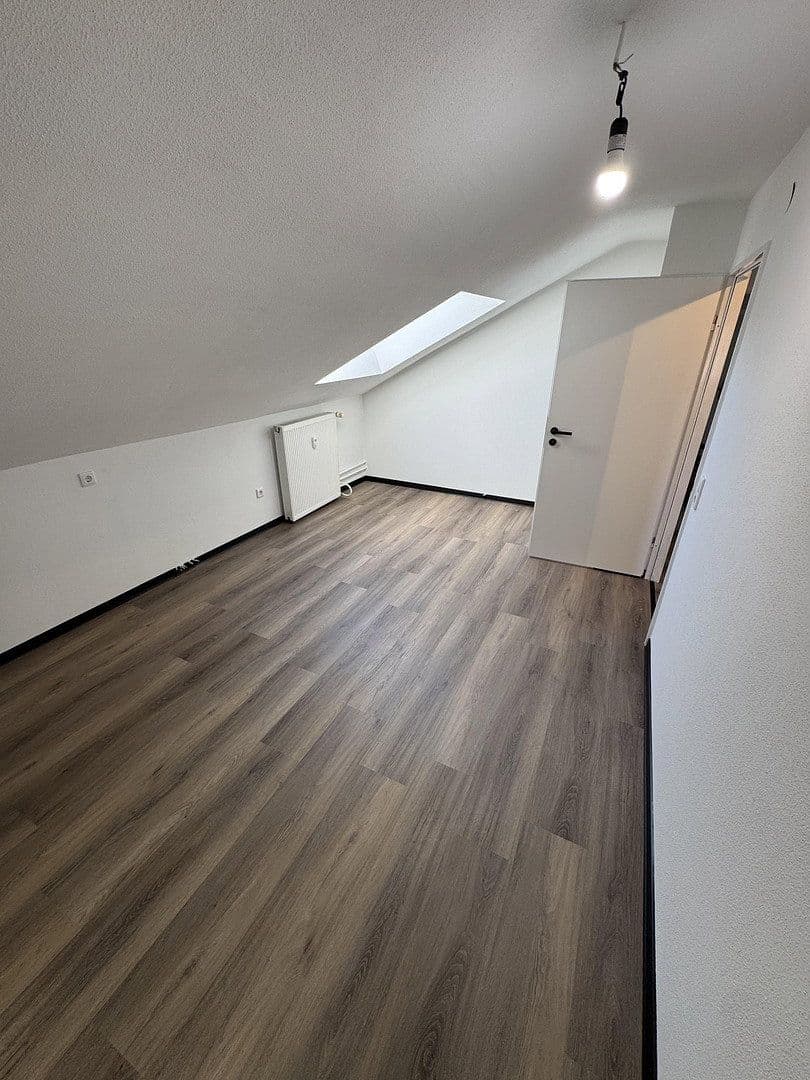 Pronájem bytu 3+1 50 m², Limeshain, Hessen Pronájem bytu 3+1 50 m², Limeshain, Hessen